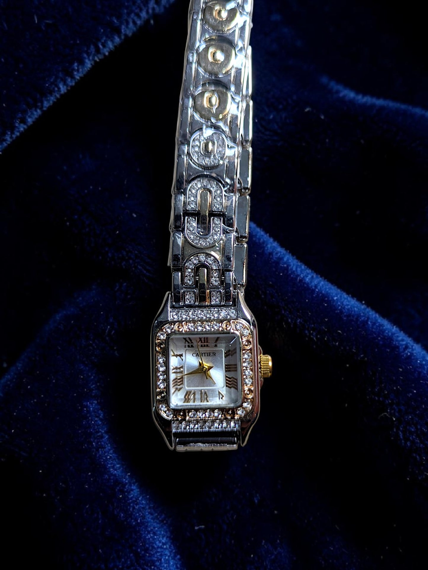 Women's Premium Perfume & Elegant Watch Gift Set For Her (ZOERA + SILVER & GOLD WATCH)
